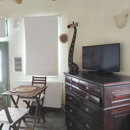 House Moschα Andros Town