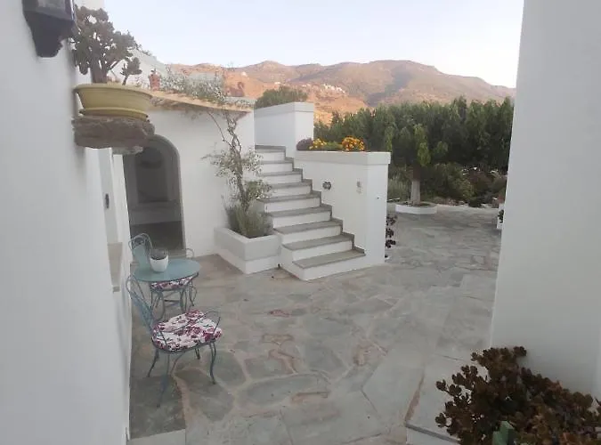 House Moschα Semesterbostad